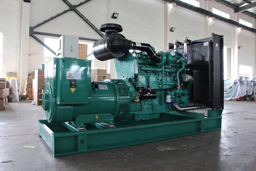 个旧320kw康明斯柴油发电车出租组图片 个旧320kw康明斯柴油发电车出租组图片